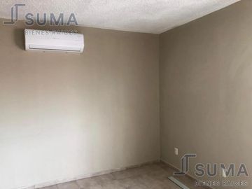 Casa en Venta en Col. Lomas de Rosales, Tampico Tamaulipas.