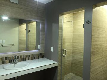 Casa en Venta en Col. Lomas de Rosales, Tampico Tamaulipas.