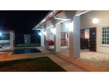SAN CARLOS / LAS UVAS / CAMINO AL VALLE / 626m2 / CON PISCINA / VACIO