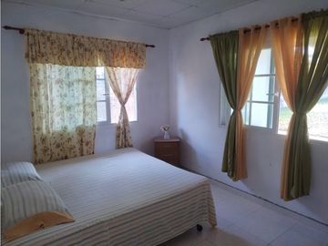 SAN CARLOS / LAS UVAS / CAMINO AL VALLE / 626m2 / CON PISCINA / VACIO