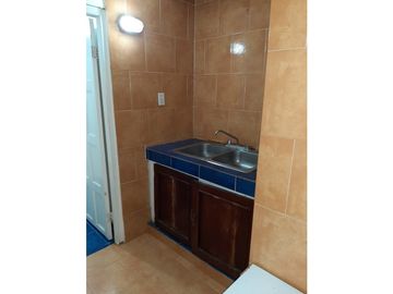 VERACRUZ / CASA PARA USO COMERCIAL O RESIDENCIAL / 410m2 / 8 HABITAC.