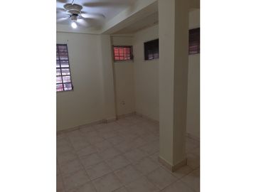 VERACRUZ / CASA PARA USO COMERCIAL O RESIDENCIAL / 410m2 / 8 HABITAC.