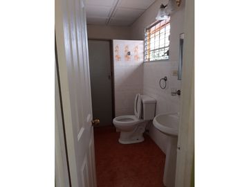 VERACRUZ / CASA PARA USO COMERCIAL O RESIDENCIAL / 410m2 / 8 HABITAC.