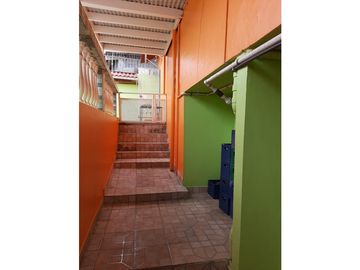 VERACRUZ / CASA PARA USO COMERCIAL O RESIDENCIAL / 410m2 / 8 HABITAC.
