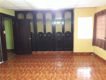 VERACRUZ / CASA PARA USO COMERCIAL O RESIDENCIAL / 410m2 / 8 HABITAC.