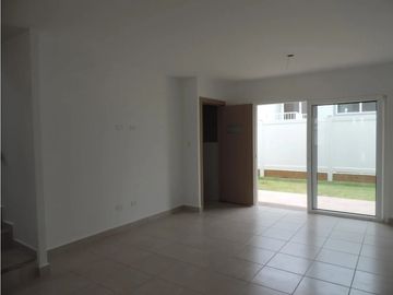 BRISAS DEL GOLF / PH VICTORIA / 170m2 / 3 HABITACIONES / LINEA BLANCA