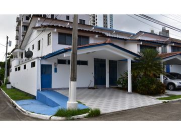 EL CANGREJO / RESIDENCIAL PRIVADO / 387m2 / 3 HABITACIONES / 2 NIVELES