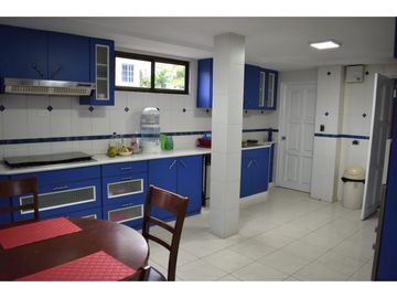 EL CANGREJO / RESIDENCIAL PRIVADO / 387m2 / 3 HABITACIONES / 2 NIVELES
