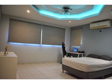 EL CANGREJO / RESIDENCIAL PRIVADO / 387m2 / 3 HABITACIONES / 2 NIVELES