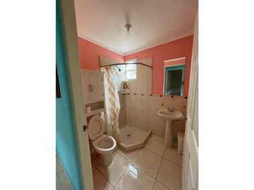ARBOLEDAS / LOS ALMENDROS / 180m2 / 3 HABITACIONES / VACIA
