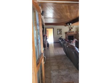 CERRO AZUL / FINCA PRIVADA / 2 CASAS / 4.5 HECTREAS / 3 HABITACIONES