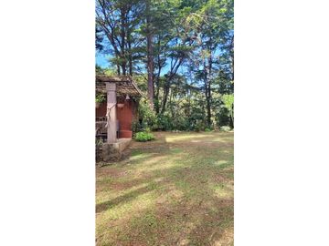 CERRO AZUL / FINCA PRIVADA / 2 CASAS / 4.5 HECTREAS / 3 HABITACIONES