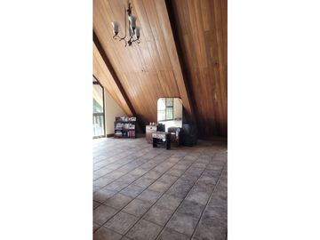 CERRO AZUL / FINCA PRIVADA / 2 CASAS / 4.5 HECTREAS / 3 HABITACIONES