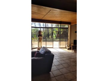 CERRO AZUL / FINCA PRIVADA / 2 CASAS / 4.5 HECTREAS / 3 HABITACIONES