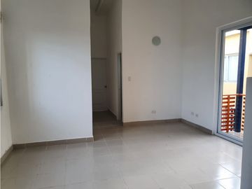 SANTA ANA / PH VISTAS DE ANCON/ 72M2/ VACIO / 2 HABITACIONES
