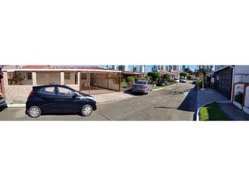 CASA EN VENTA / REPARTO NUEVO PANAMA / 230m2 / 3 HABITACIONES / VACIO