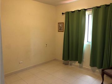 VERSALLES / QUINTAS DE VERSALLES / 276m2 /CON JARDN / 4 HABITAC.