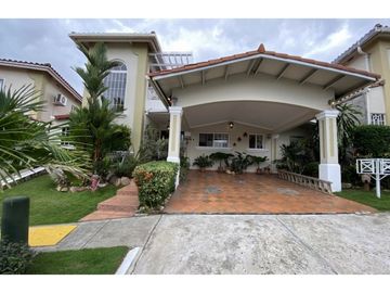 BRISAS DEL GOLF / PH BRISAS DEL PACIFICO / 3 HABITACIONES / 419M2 / DH
