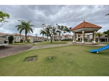 BRISAS DEL GOLF / PH BRISAS DEL PACIFICO / 3 HABITACIONES / 419M2 / DH