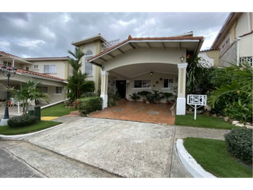 BRISAS DEL GOLF / PH BRISAS DEL PACIFICO / 3 HABITACIONES / 419M2 / DH