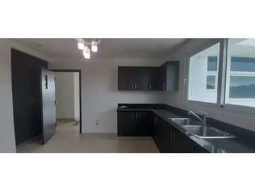 CONDADO DEL REY / PH COUNTRY HEIGHTS / 170M2 / 3 HAB / 2 EST
