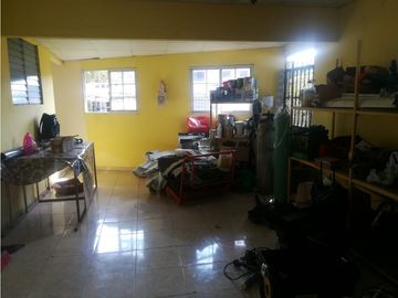 CASA COMERCIAL O LOCAL / MONTE OSCURO / 363M2