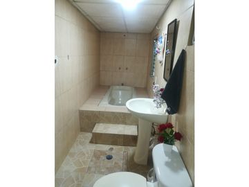 CASA COMERCIAL O LOCAL / MONTE OSCURO / 363M2