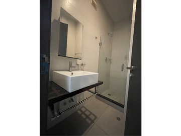 Venta de apartamento en Av Balboa - Ph Element Remodelado p/inversion