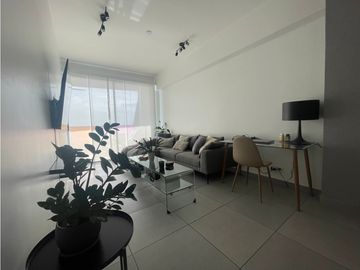 Venta de apartamento en Av Balboa - Ph Element Remodelado p/inversion
