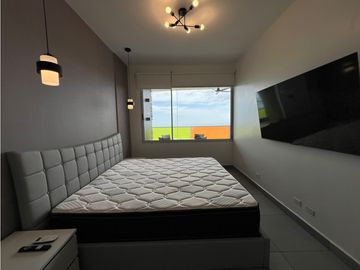 Venta de apartamento en Av Balboa - Ph Element Remodelado p/inversion