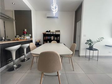 Venta de apartamento en Av Balboa - Ph Element Remodelado p/inversion