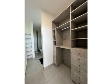 Venta de apartamento en Av Balboa - Ph Element Remodelado p/inversion