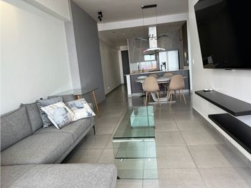 Venta de apartamento en Av Balboa - Ph Element Remodelado p/inversion