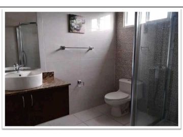 CASA EN PASEO DEL NORTE  PH AUGUSTA  3REC 2.5B 158M2