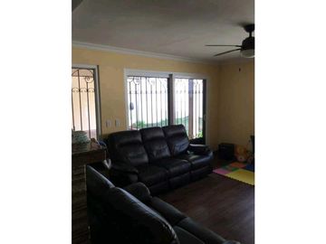 VENTA CASA DUPLEX EN BRISAS DEL GOLF