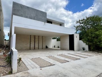 Casa en Venta en Privada Gaviones,