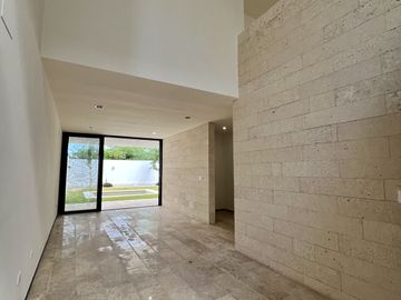 Casa en Venta en Privada Gaviones,