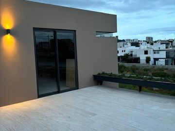 Elegancia y Confort en La Vista Residencial, Querétaro. Diseño de Autor
