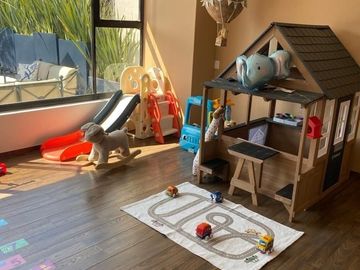 Venta de casa en Jardines de la Montaña