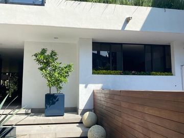 Venta de casa en Jardines de la Montaña