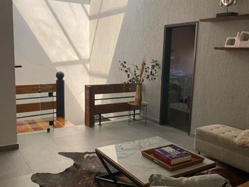 Venta de casa en Jardines de la Montaña