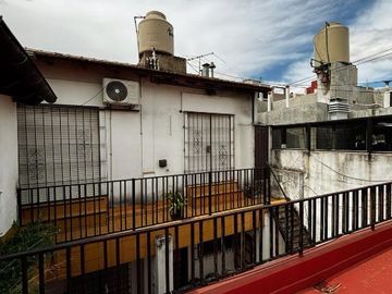 Casa para 2 Familias en venta en Moron Sur