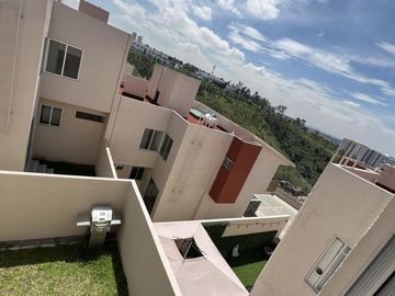 Renta de Casa en Bosque Esmeralda
