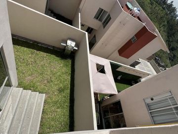 Renta de Casa en Bosque Esmeralda