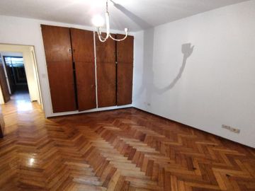 Departamento de 4 ambientes en Venta en Villa crespo