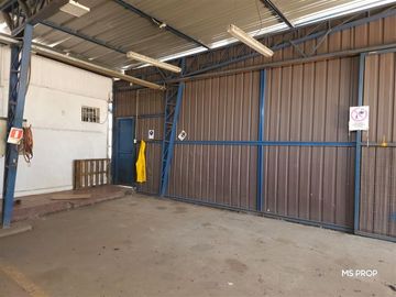 Industrial en Venta en Avenida Cerrillos 824
