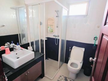 6 Bedroom House for Sale at Villa nakarin