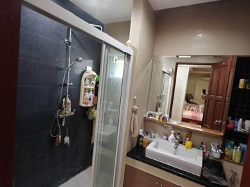 6 Bedroom House for Sale at Villa nakarin
