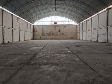 Se Vende Local Comercial de 4 Pisos + Patio en Huamanga, Ayacucho