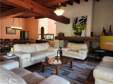 Casa en Renta en Avandaro con Vista al Lago